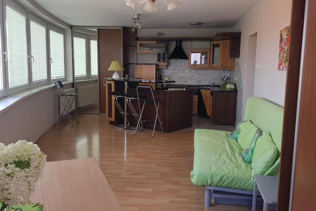 Sloneczny Apartamencik Lägenhet Wrocław Exteriör bild