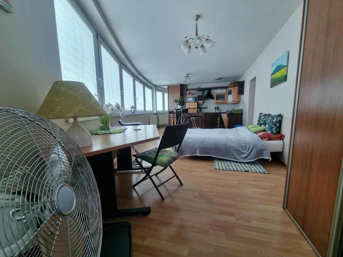 Sloneczny Apartamencik Lägenhet Wrocław Exteriör bild